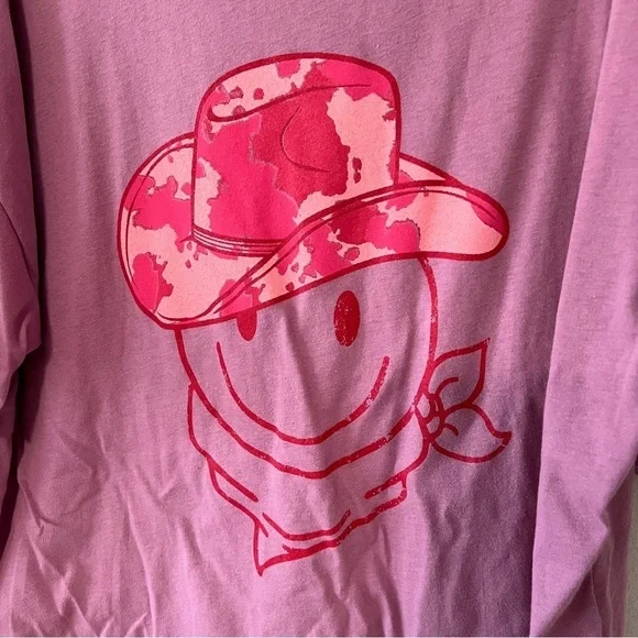 Cowboy smiley face womens oversized tee pink size L - Picture 3 of 8